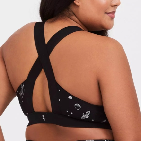 Torrid Low-Impact Wireless Cross Back Active Sports Bra Sz 2 Space Jam - Picture 2 of 10